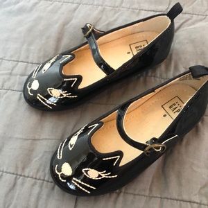 GAP Shoes - Gap “cat” Black Patin Leather Shoe Girls 8 GAP Shoes - Gap “cat” Black Patin Leather Shoe Girls 8